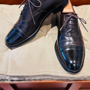 Sanders Elegant Brown Leather Men's Cap Toe Oxfords.